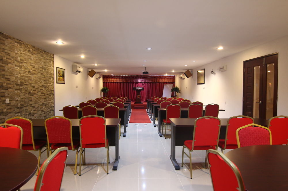 Ag Hotel Penang Ґелуґор Екстер'єр фото